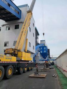 新亚电厂吊装现场